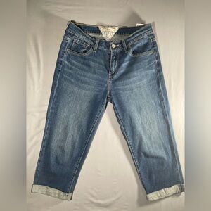 Levi's Women's Ankle Jeans in Classic Blue